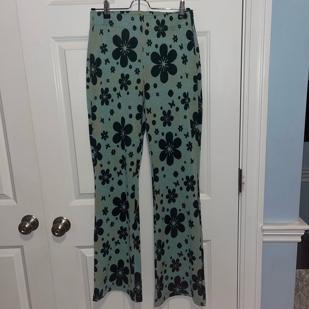 urban outfitters floral knit pants